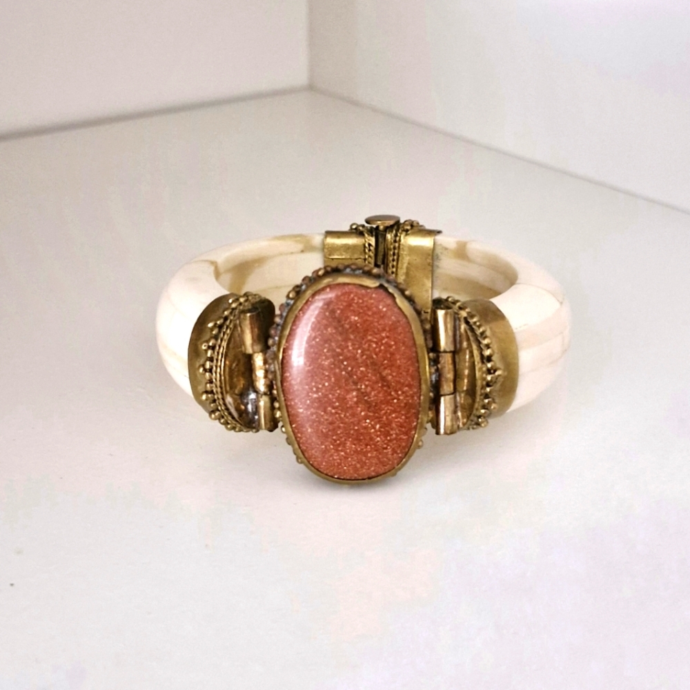 Gold and Cream Goldstone Bracelet